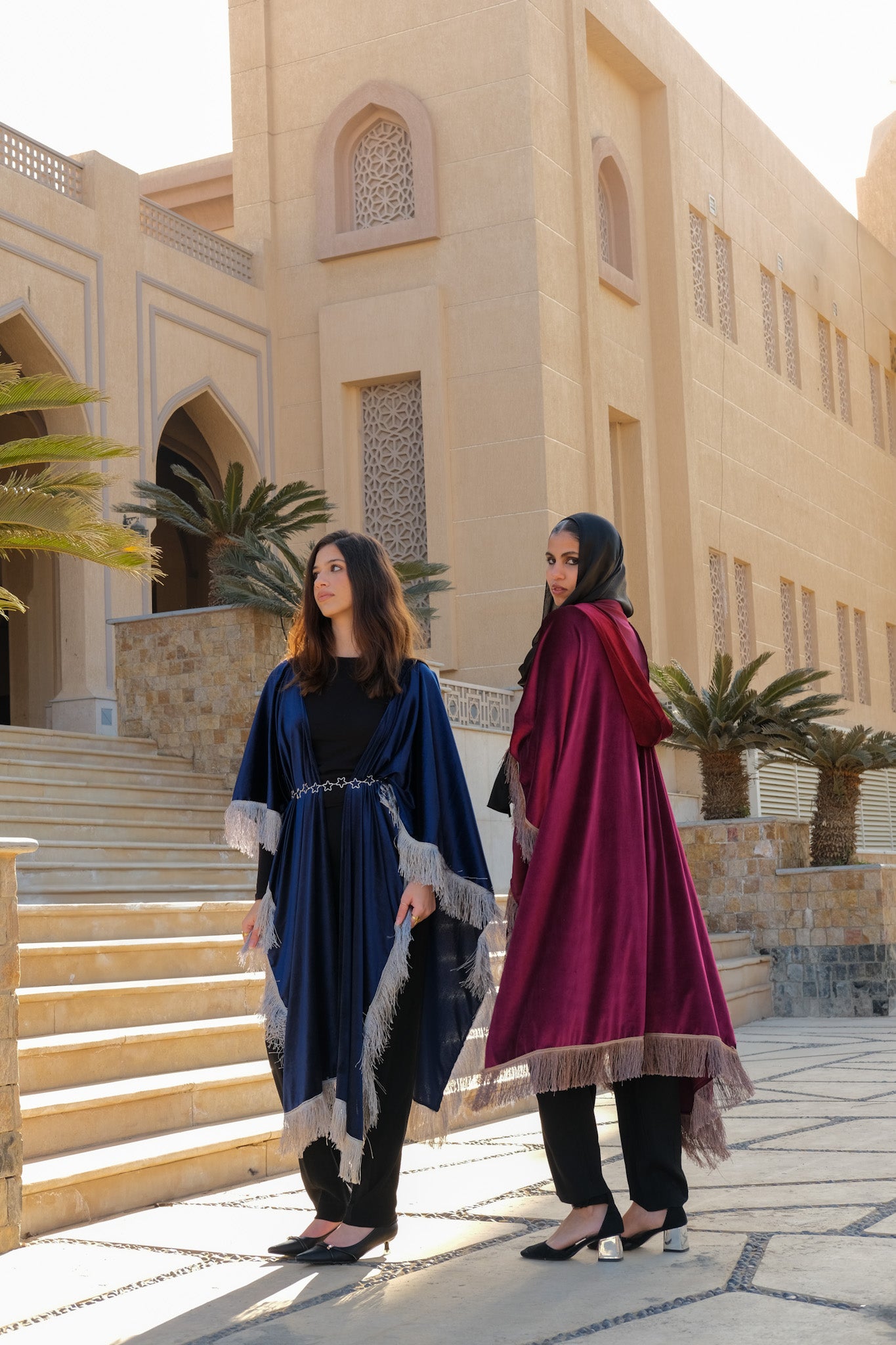 كاب/قفطان برغندي