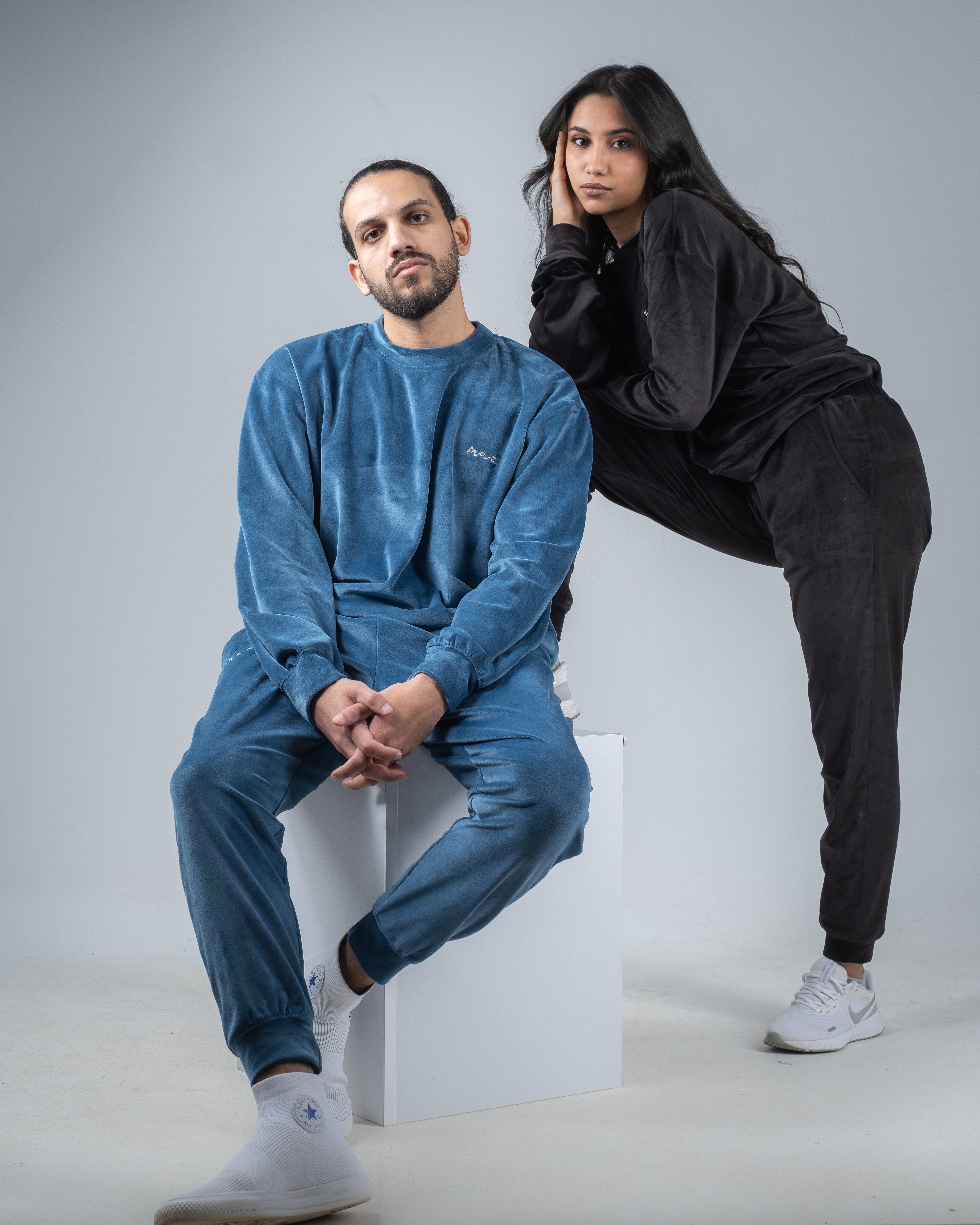 ミュージシャン EXILE VELOUR SET-UP Unisex Velvet Set – MAZ